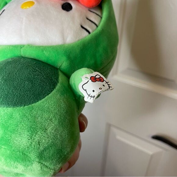 BNWT Universal Studios X Sanrio Hello Kitty Jurassic Park Dino Kitty Plush 10” - Picture 6 of 7